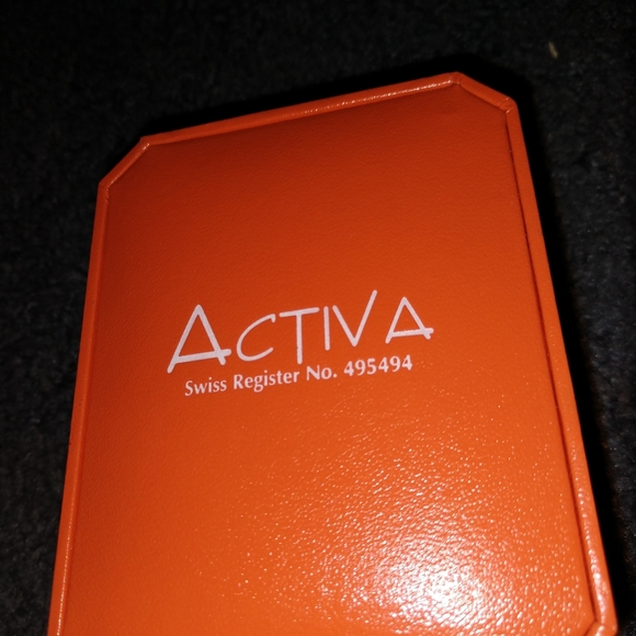 Watch - Picture 2 of 2